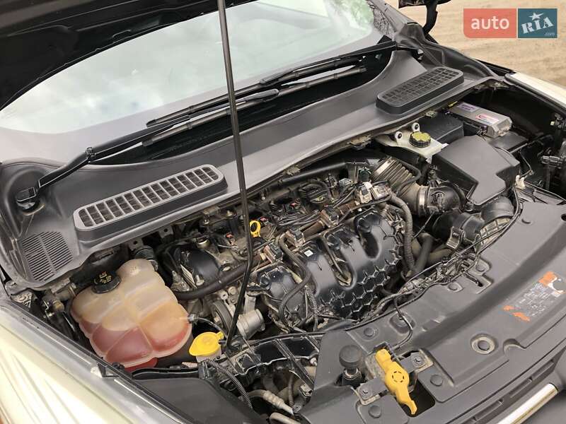 Внедорожник / Кроссовер Ford Escape 2015 в Львове