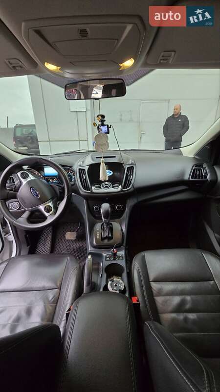 Внедорожник / Кроссовер Ford Escape 2014 в Каменском