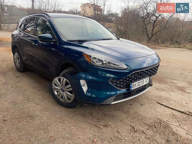 Внедорожник / Кроссовер Ford Escape 2019 в Хмельницком
