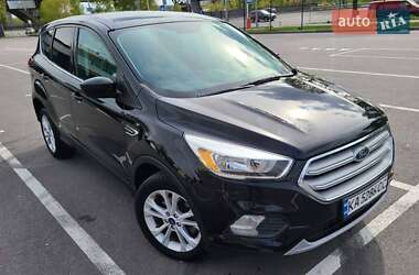 Позашляховик / Кросовер Ford Escape 2018 в Києві