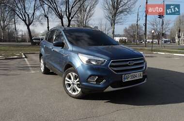 Внедорожник / Кроссовер Ford Escape 2017 в Запорожье