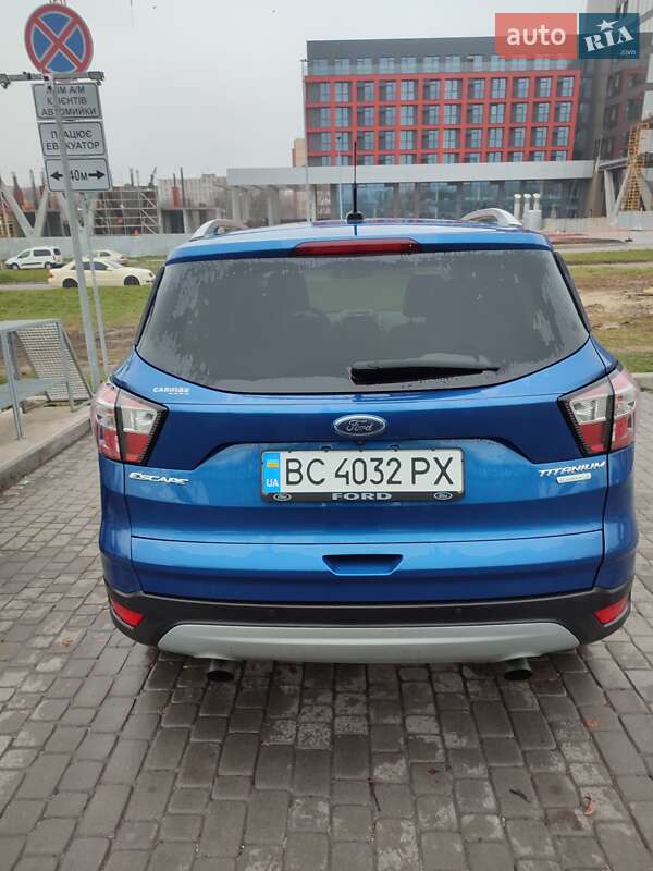 Внедорожник / Кроссовер Ford Escape 2017 в Самборе