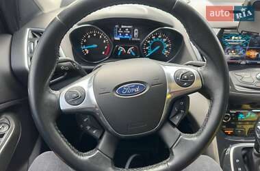 Внедорожник / Кроссовер Ford Escape 2013 в Южноукраинске