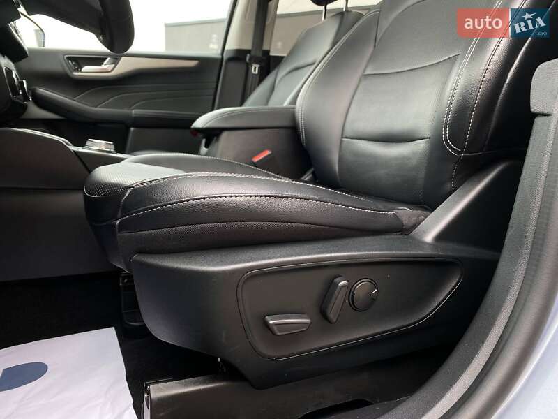 Внедорожник / Кроссовер Ford Escape 2022 в Львове