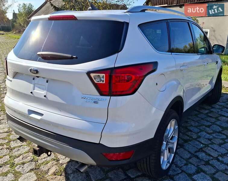 Внедорожник / Кроссовер Ford Escape 2019 в Одессе