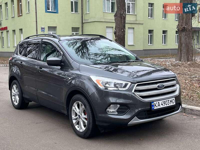 Позашляховик / Кросовер Ford Escape 2018 в Києві