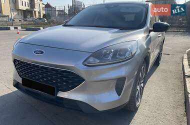 Внедорожник / Кроссовер Ford Escape 2021 в 