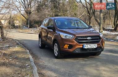 Позашляховик / Кросовер Ford Escape 2016 в Києві