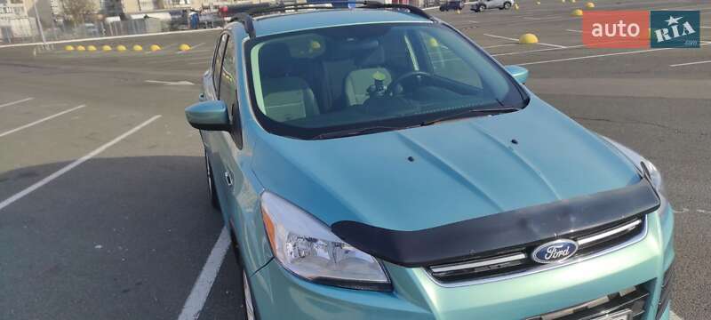 Внедорожник / Кроссовер Ford Escape 2012 в Киеве