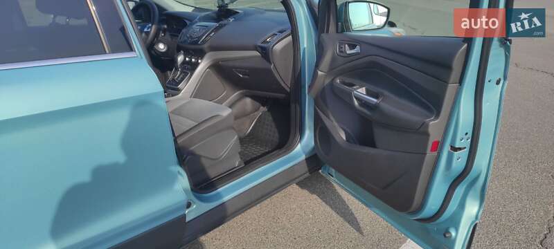 Внедорожник / Кроссовер Ford Escape 2012 в Киеве