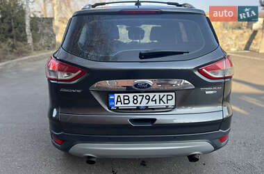 Внедорожник / Кроссовер Ford Escape 2015 в 