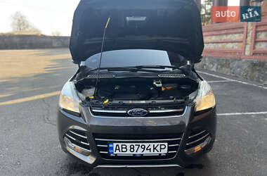 Внедорожник / Кроссовер Ford Escape 2015 в 
