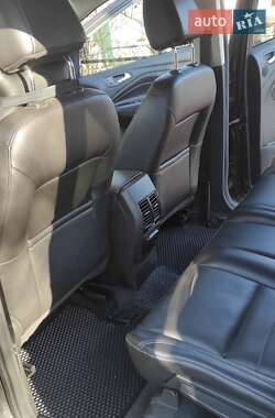 Позашляховик / Кросовер Ford Escape 2015 в 
