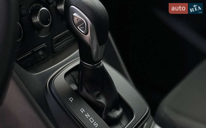 Позашляховик / Кросовер Ford Escape 2014 в Івано-Франківську
