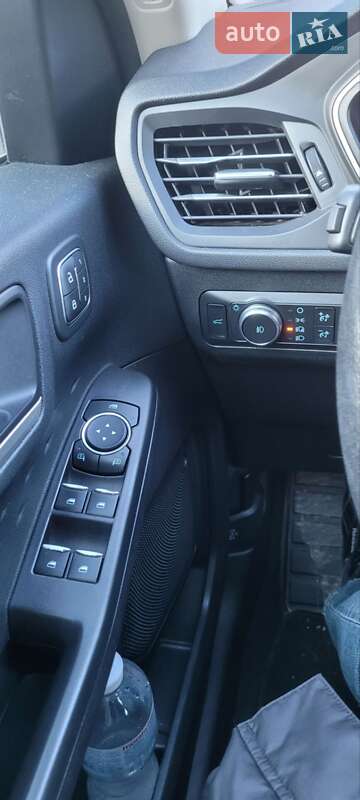 Внедорожник / Кроссовер Ford Escape 2019 в Буче фото 6 Внедорожник / Кроссовер Ford Escape 2019 в Буче