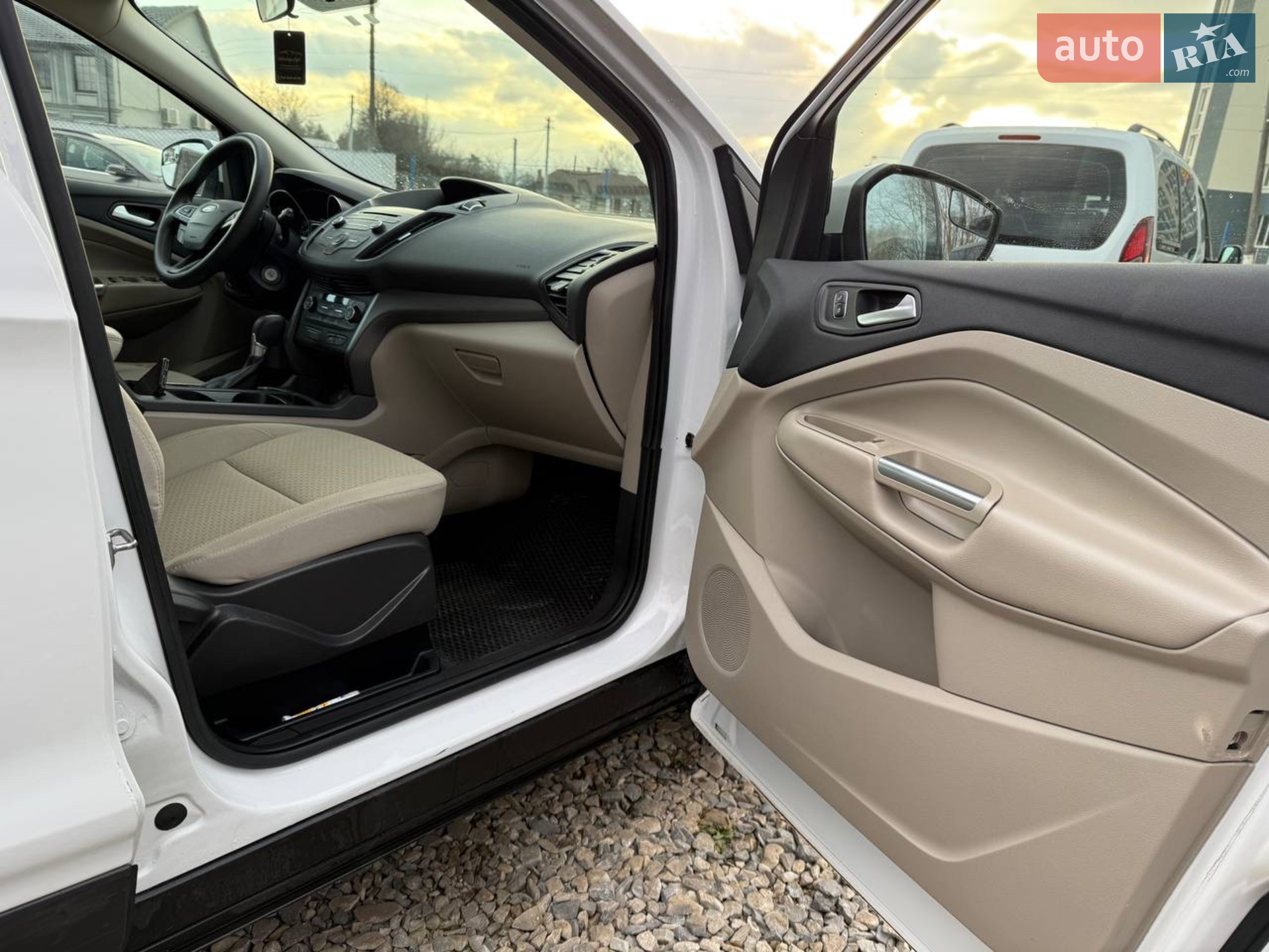 2016 Ford Escape - мініатюра 17
