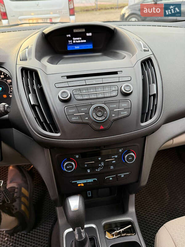 Внедорожник / Кроссовер Ford Escape 2016 в Коломые