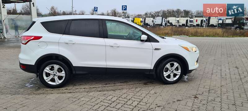 Позашляховик / Кросовер Ford Escape 2014 в Радехові