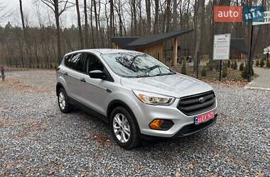 Позашляховик / Кросовер Ford Escape 2019 в Дубні