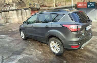 Внедорожник / Кроссовер Ford Escape 2017 в 