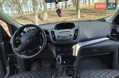 Позашляховик / Кросовер Ford Escape 2017 в 