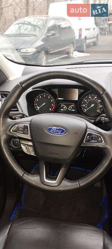 Внедорожник / Кроссовер Ford Escape 2018 в Лубнах