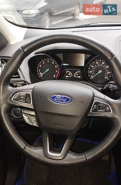 Позашляховик / Кросовер Ford Escape 2018 в Лубнах