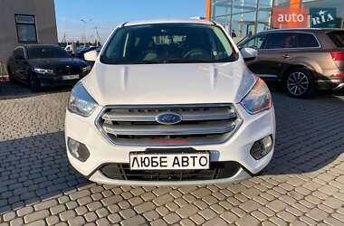 Внедорожник / Кроссовер Ford Escape 2016 в 