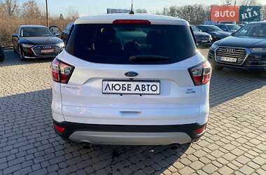 Внедорожник / Кроссовер Ford Escape 2016 в 