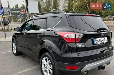 Внедорожник / Кроссовер Ford Escape 2018 в Киеве