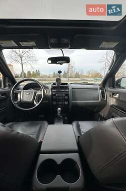 Внедорожник / Кроссовер Ford Escape 2011 в 