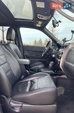 Внедорожник / Кроссовер Ford Escape 2011 в 