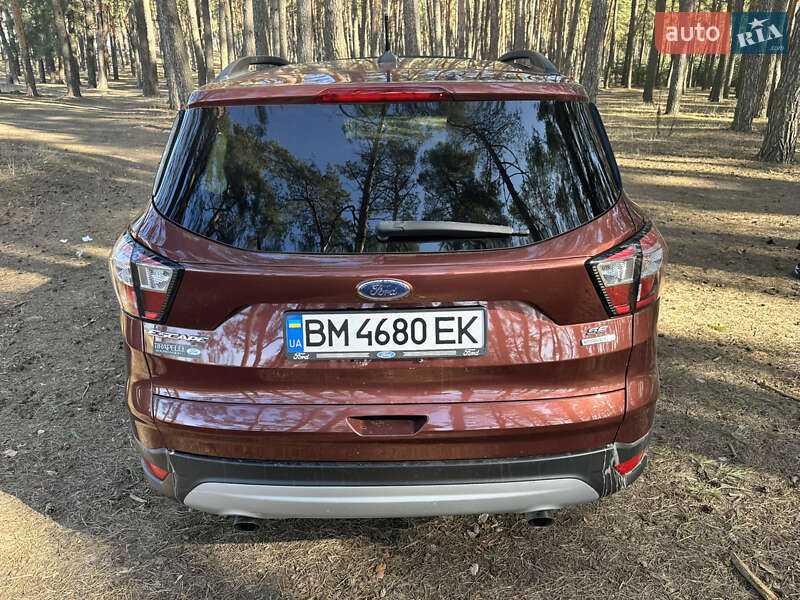 Внедорожник / Кроссовер Ford Escape 2018 в Сумах