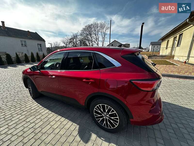 Внедорожник / Кроссовер Ford Escape 2020 в Львове