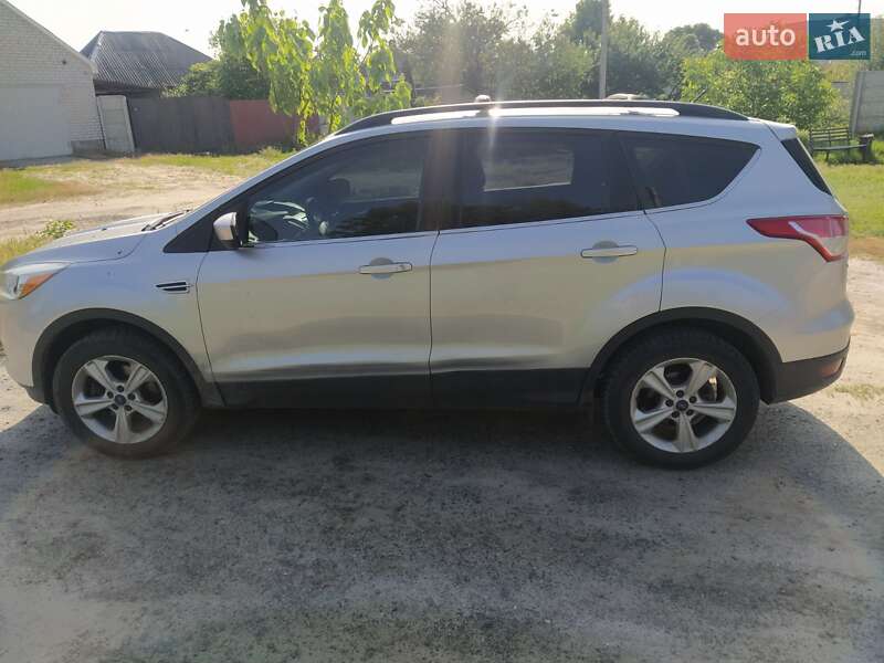 Внедорожник / Кроссовер Ford Escape 2012 в Харькове