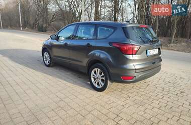 Внедорожник / Кроссовер Ford Escape 2016 в 