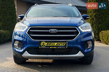 Внедорожник / Кроссовер Ford Escape 2017 в 