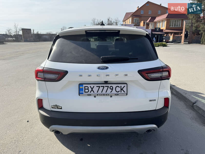 Внедорожник / Кроссовер Ford Escape 2023 в Полонном