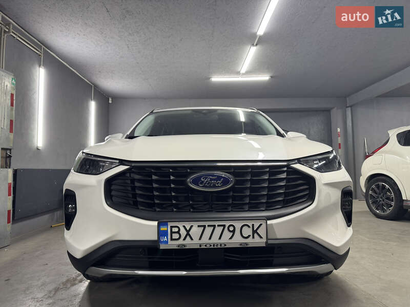 Внедорожник / Кроссовер Ford Escape 2023 в Полонном