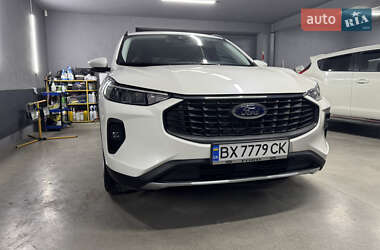 Внедорожник / Кроссовер Ford Escape 2023 в 