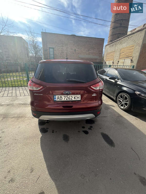 Внедорожник / Кроссовер Ford Escape 2016 в Виннице