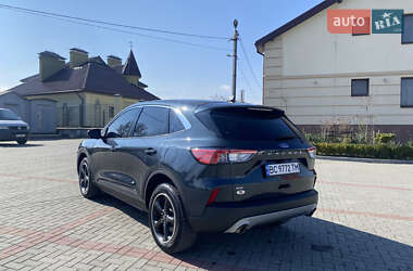 Внедорожник / Кроссовер Ford Escape 2022 в 