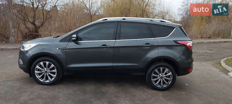 Внедорожник / Кроссовер Ford Escape 2018 в Дубно