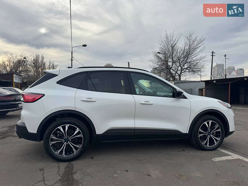 Внедорожник / Кроссовер Ford Escape 2021 в Киеве фото 10 Внедорожник / Кроссовер Ford Escape 2021 в Киеве