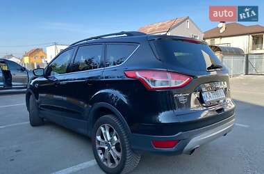 Внедорожник / Кроссовер Ford Escape 2012 в 