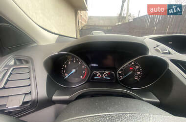 Внедорожник / Кроссовер Ford Escape 2018 в Черновцах