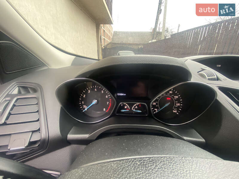 Внедорожник / Кроссовер Ford Escape 2018 в Черновцах