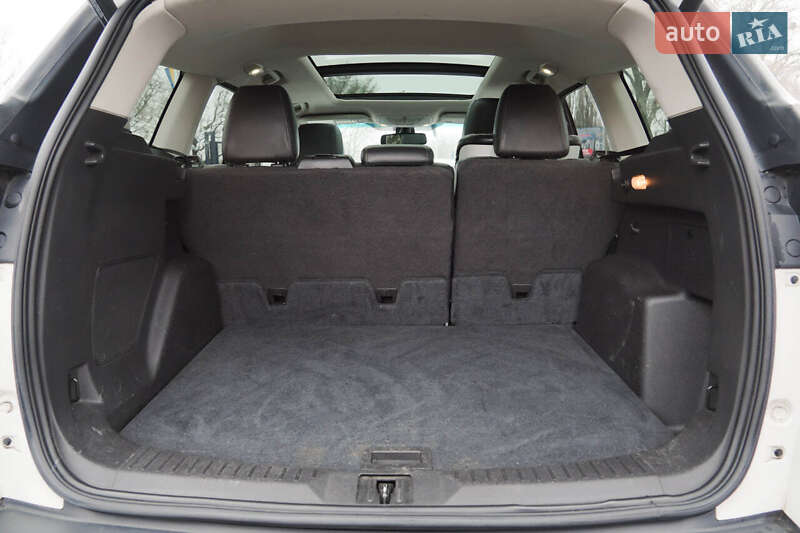 Внедорожник / Кроссовер Ford Escape 2015 в Каменец-Подольском