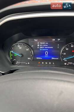 Внедорожник / Кроссовер Ford Escape 2021 в Днепре