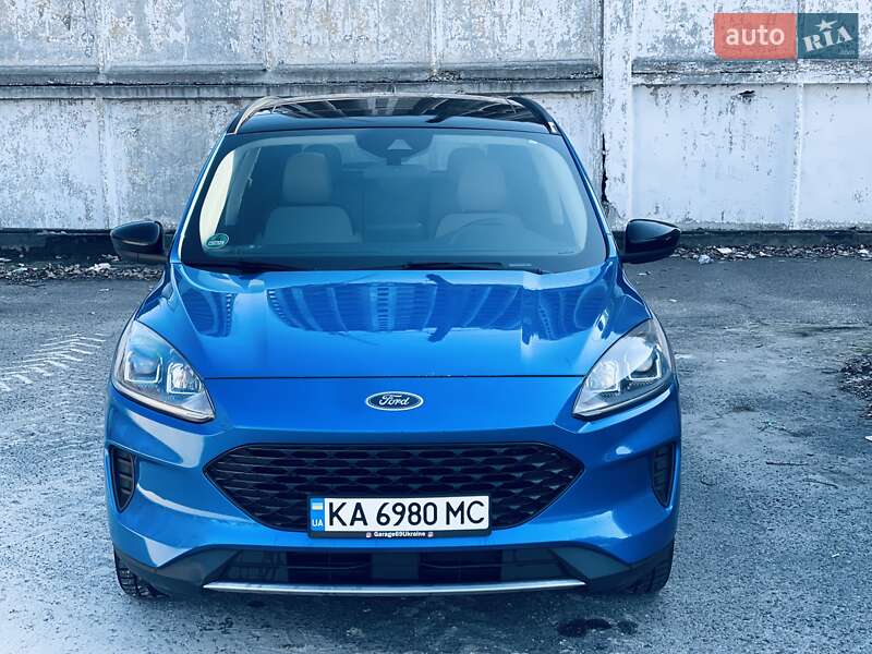 Позашляховик / Кросовер Ford Escape 2020 в Києві